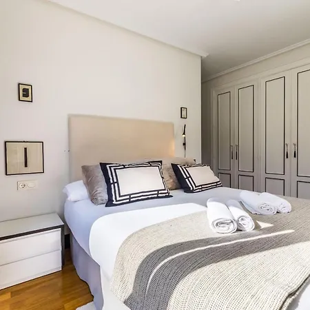 La Concha Beachview By Sweet San Sebastian