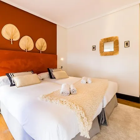 Apartment La Concha Beachview By Sweet San Sebastian
