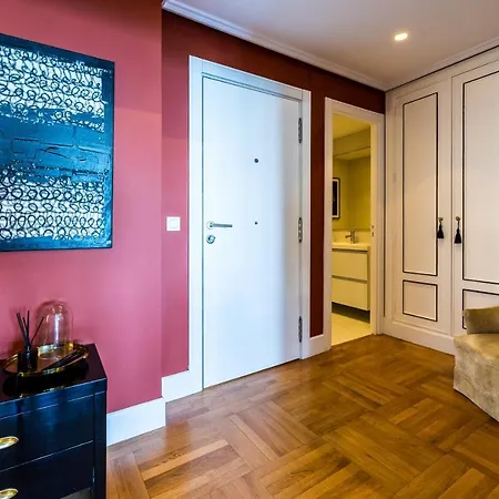 La Concha Beachview By Sweet Apartment San Sebastian