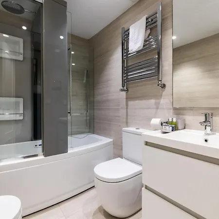 La Concha Beachview By Sweet Apartment *