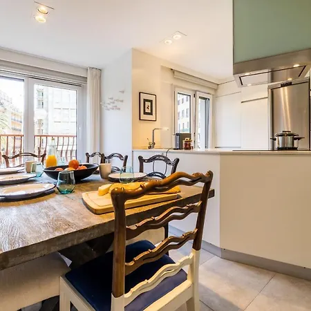 La Concha Beachview By Sweet Apartment San Sebastian