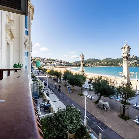 La Concha Beachview By Sweet Appartement