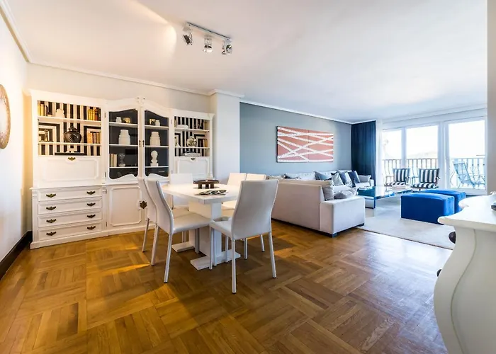 La Concha Beachview By Sweet * סן סבסטיאן