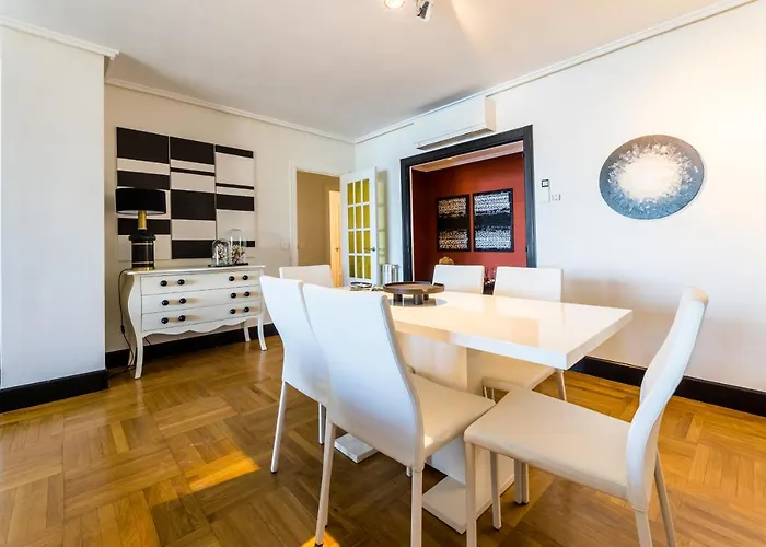 דירה La Concha Beachview By Sweet