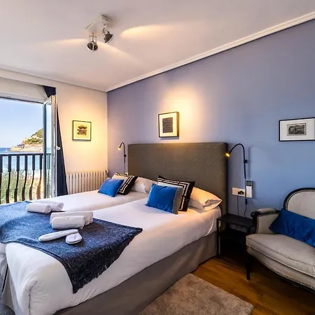 La Concha Beachview By Sweet