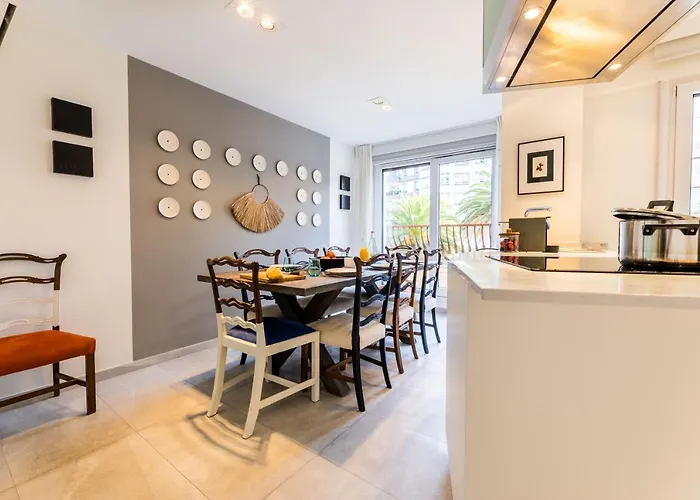 La Concha Beachview By Sweet Apartment